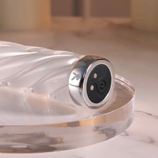 Stiklinis vibratorius In A Twist