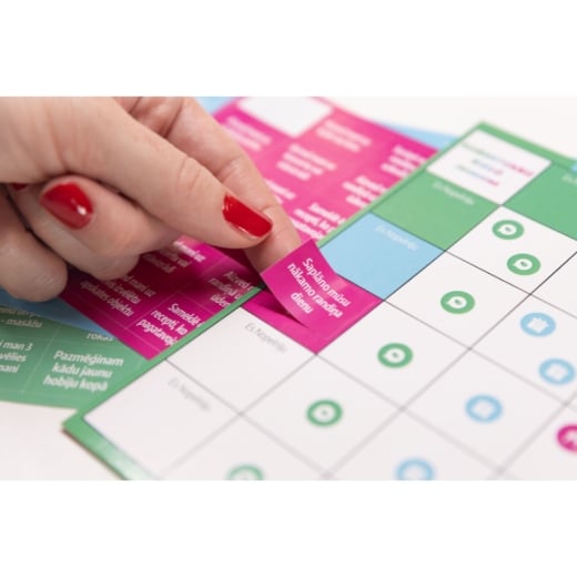 Joyful Couple Romantiskais Bingo