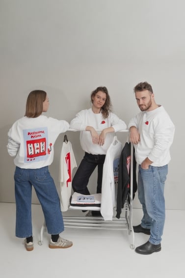 Unisex džemperis Malonumų mašina (baltas)