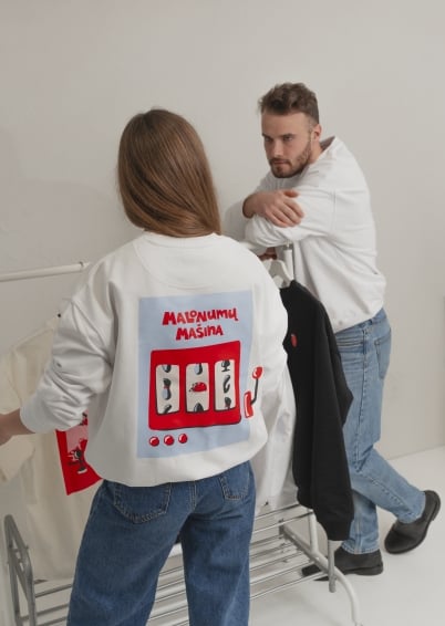 Unisex džemperis Malonumų mašina (baltas)