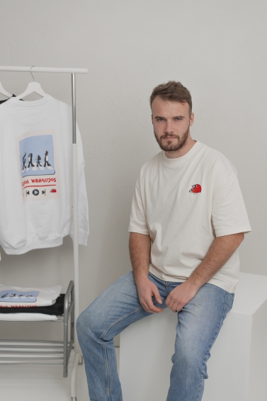 Unisex marškinėliai Geros vibracijos (balta)