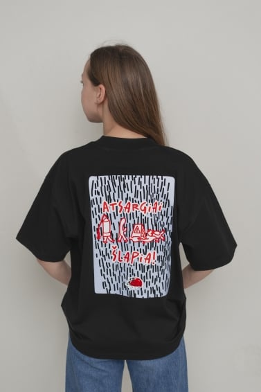 Unisex marškinėliai Atsargiai šlapia (juoda)