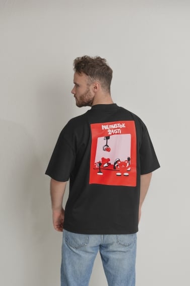 Unisex marškinėliai Nenustok žaisti (juoda)