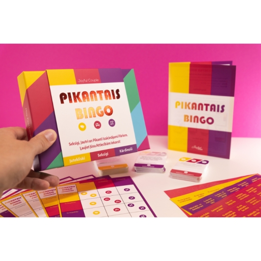 Joyful Couple Pikantais Bingo