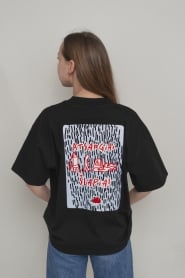 Unisex marškinėliai Atsargiai šlapia (juoda)